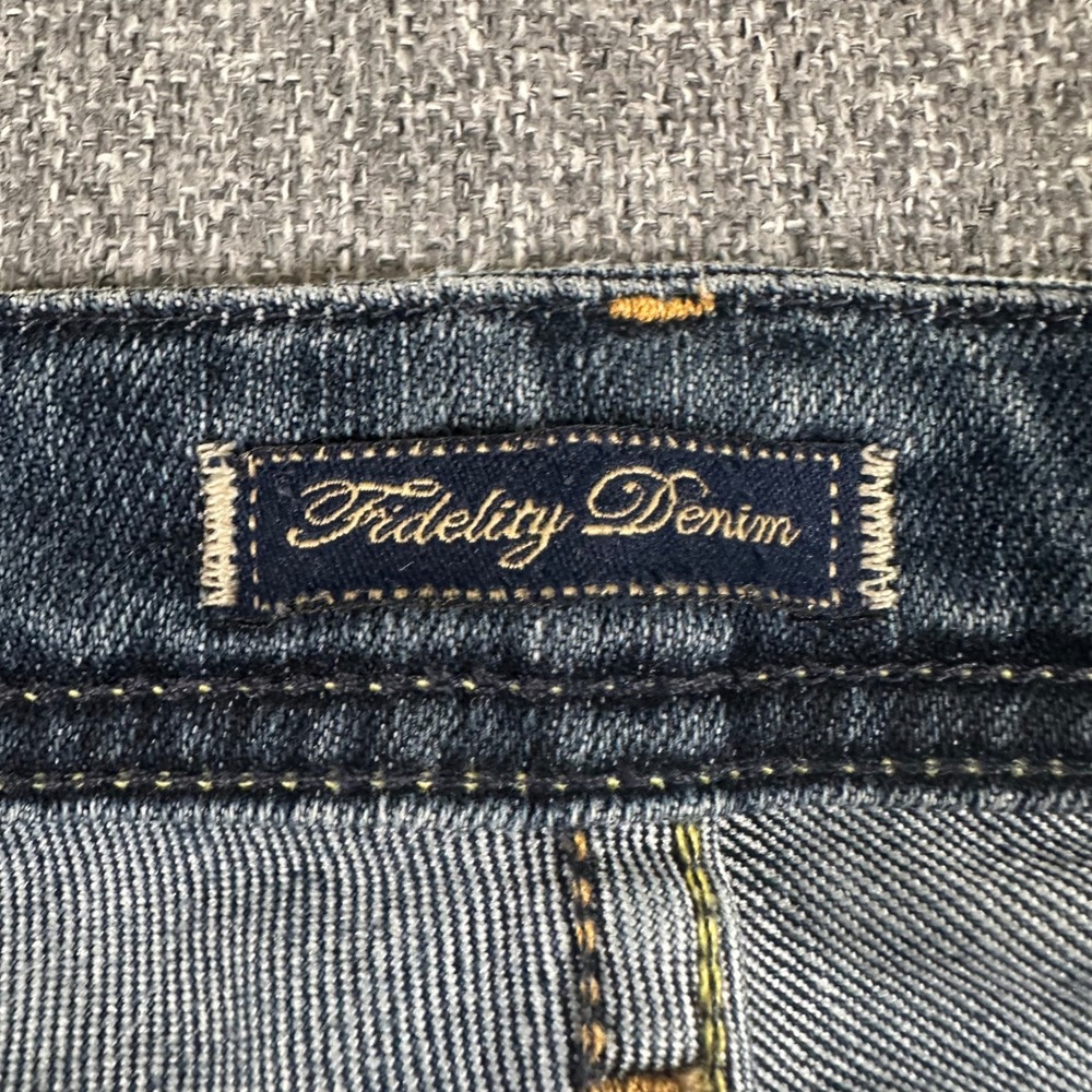 Fidelity Denim Sharp Blue Distressed Low Rise Cropped Jeans Women Size 29 USA - Picture 3 of 11
